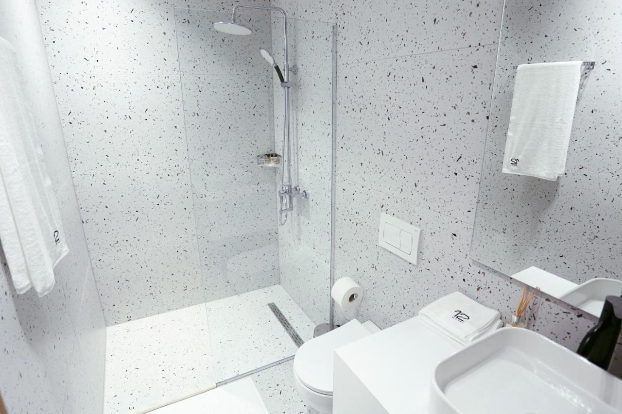 Hotel 12 Gjakova المظهر الخارجي الصورة
