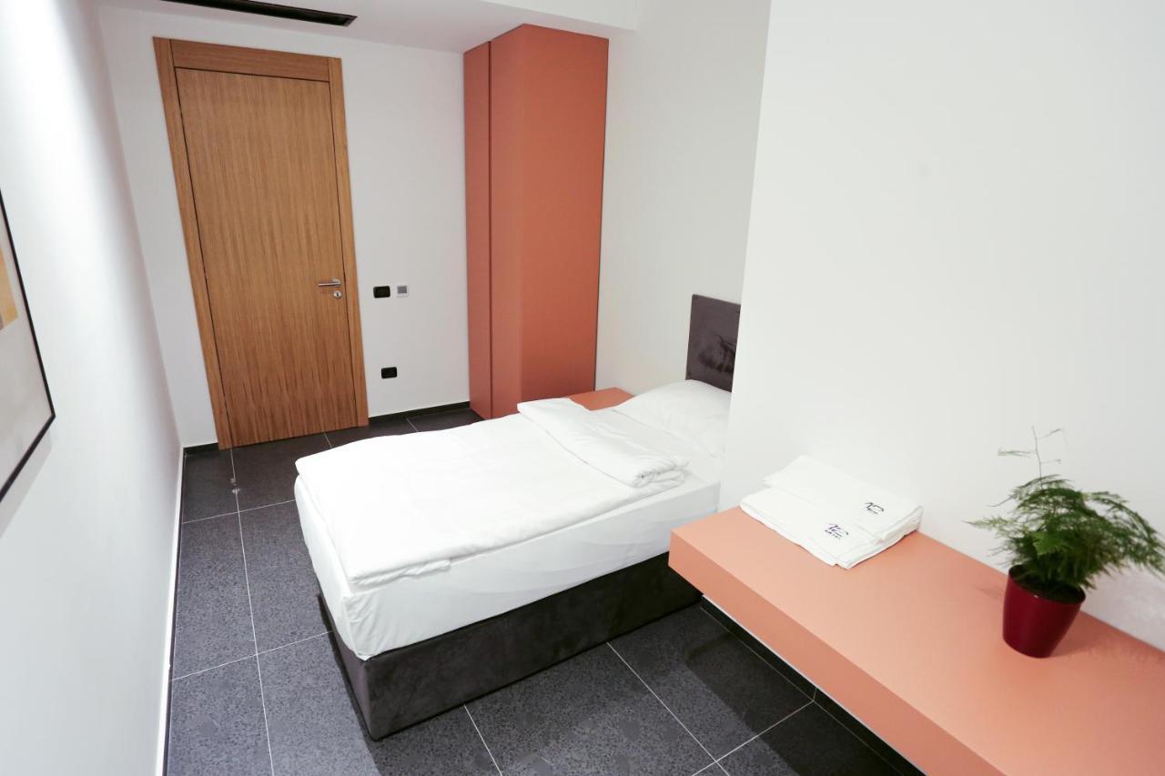 Hotel 12 Gjakova المظهر الخارجي الصورة