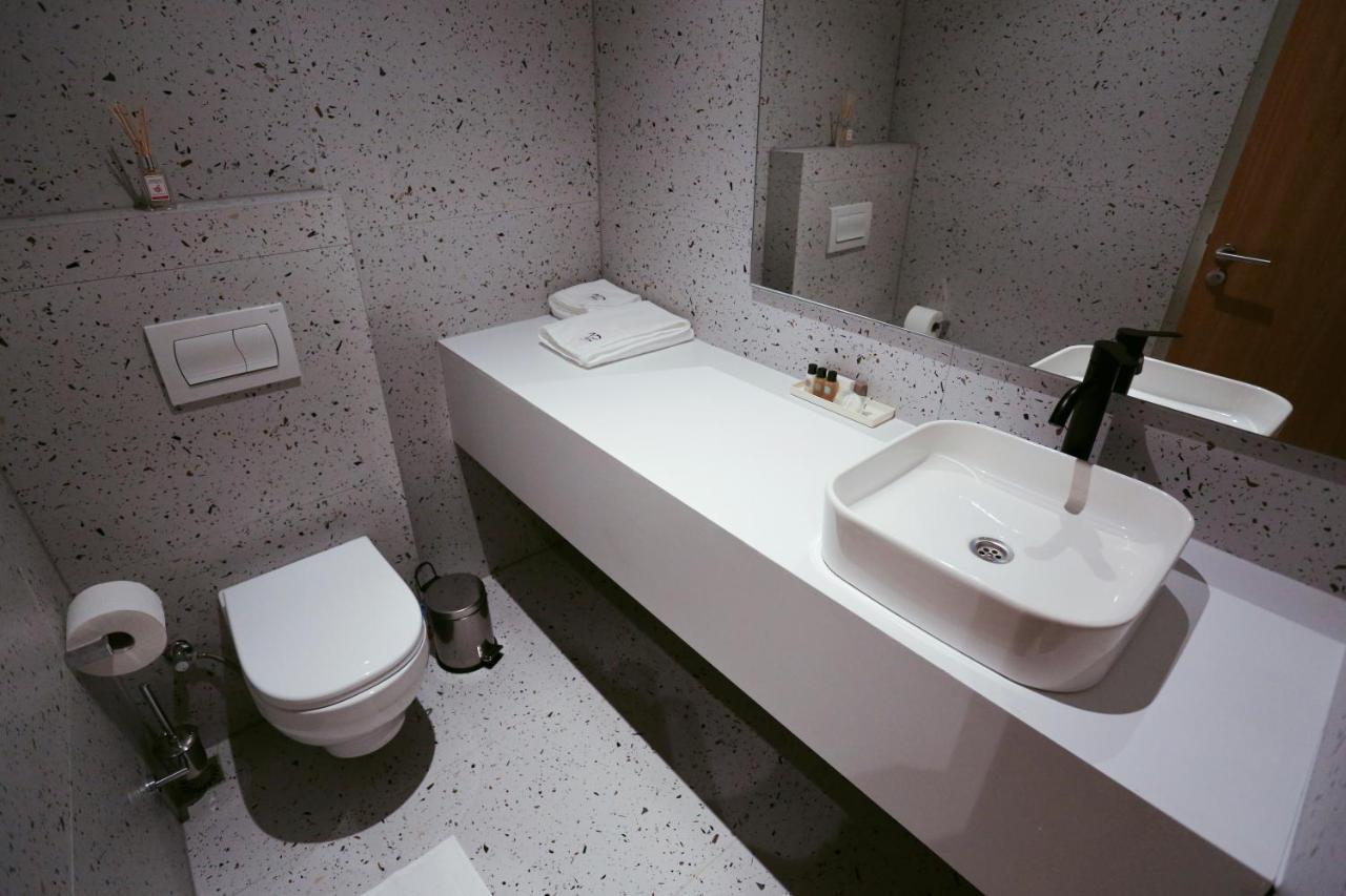 Hotel 12 Gjakova المظهر الخارجي الصورة