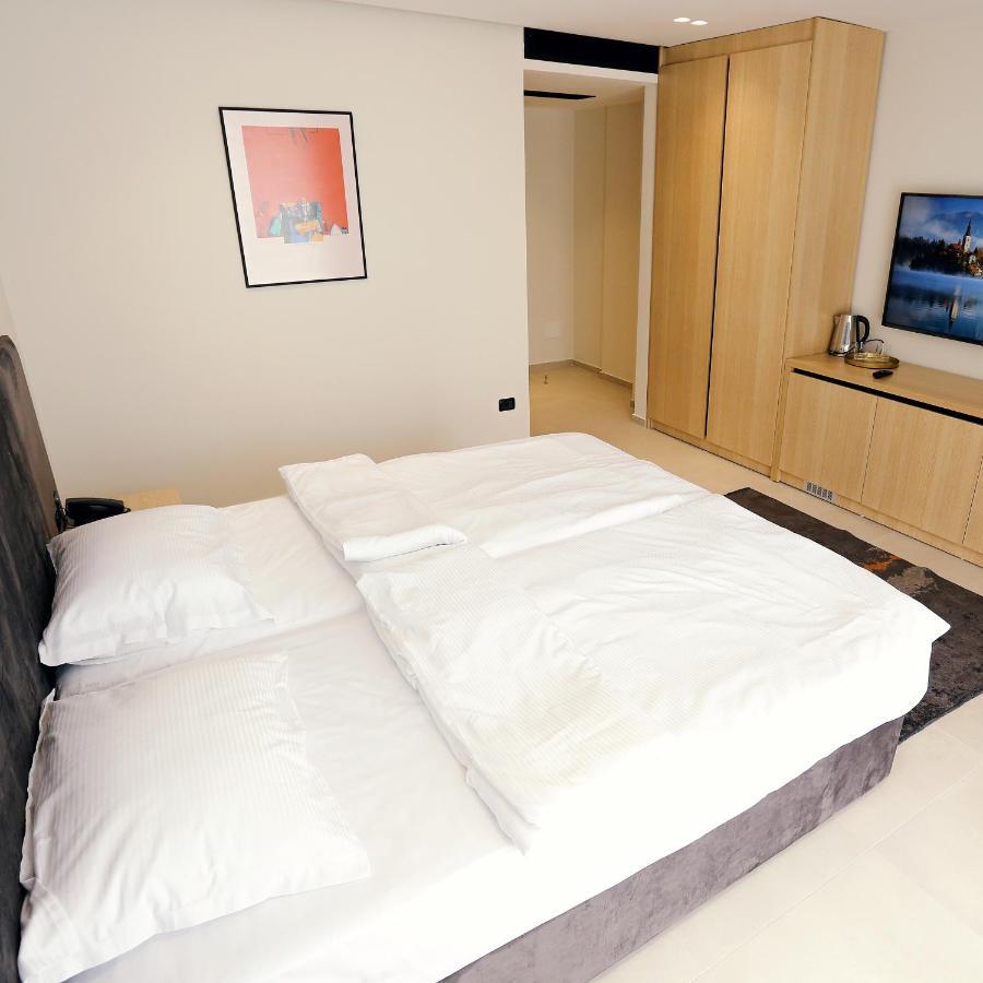 Hotel 12 Gjakova المظهر الخارجي الصورة